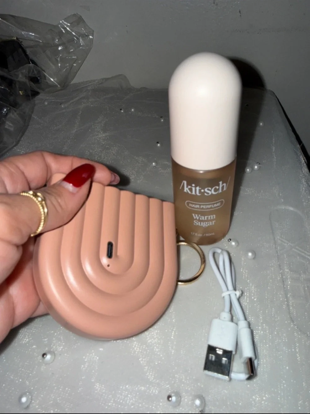 Kitsch Warm Sugar Hair Perfume with Blush Pink Portable Accessory